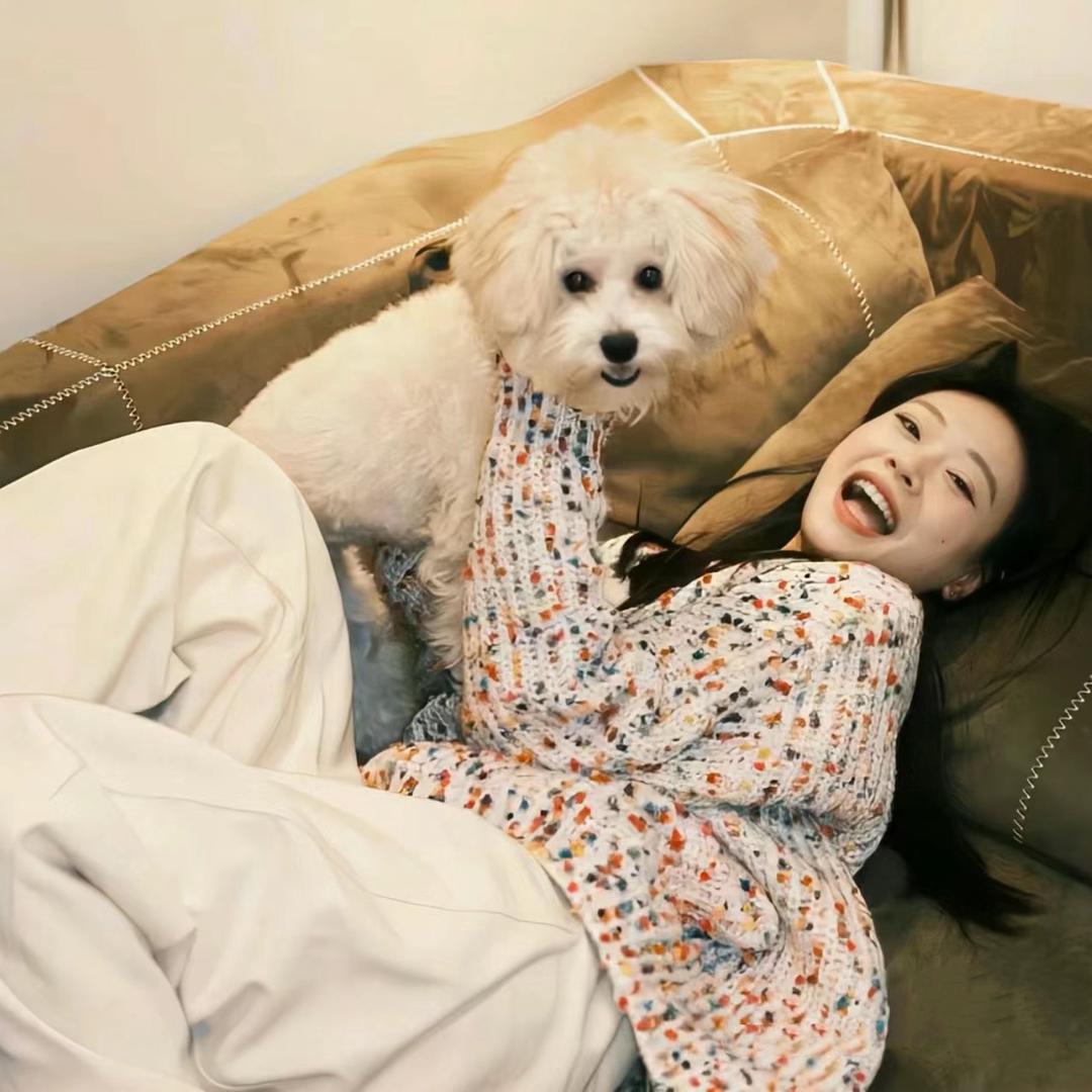 小小的晓晓.