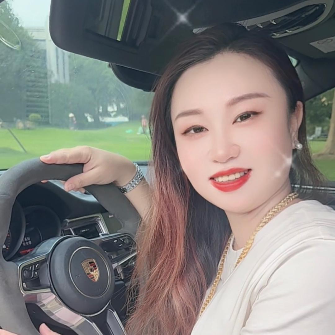 芙总（酒店董事长）