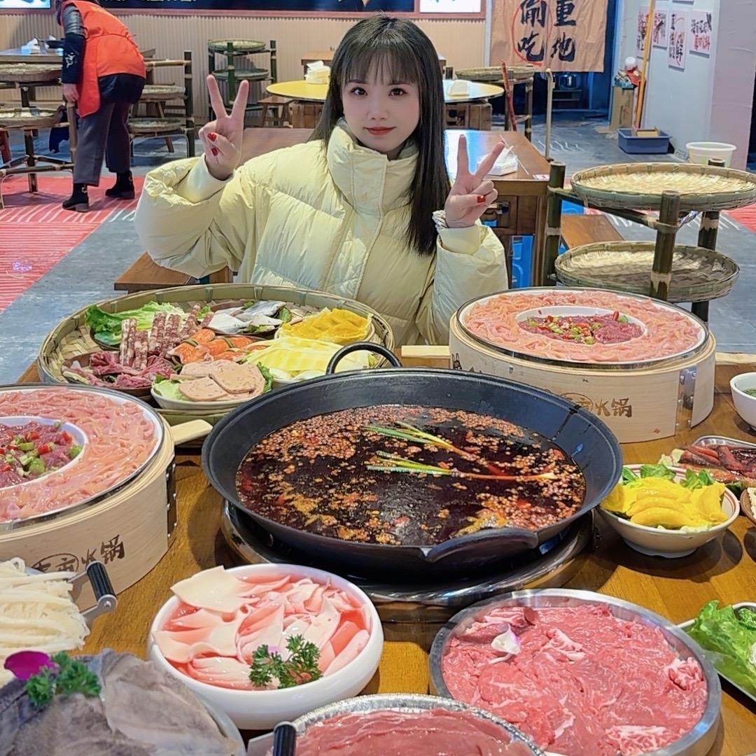 露露带你吃喝玩乐