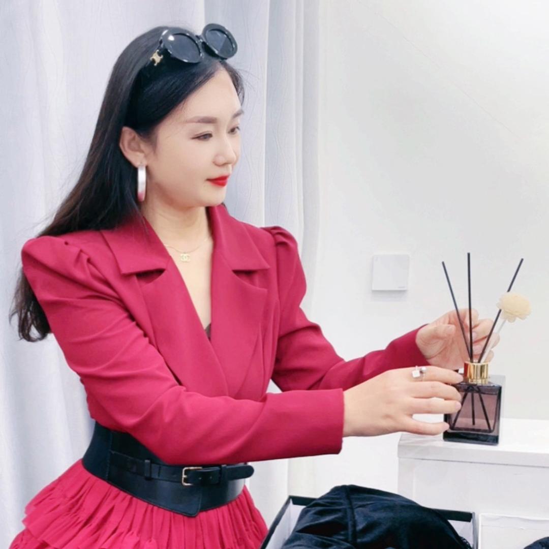 巴黎坊服装店官方号