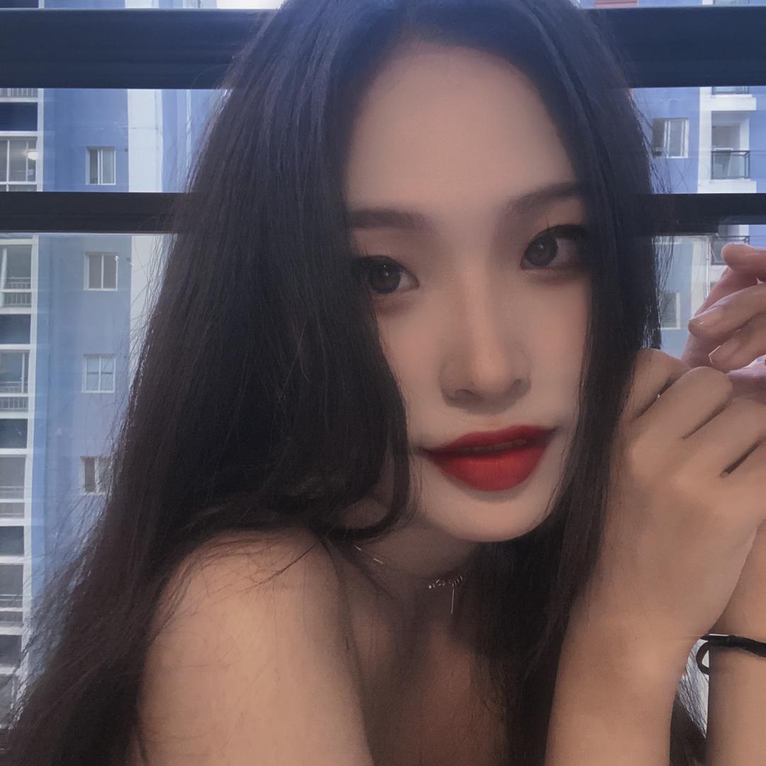 美人余