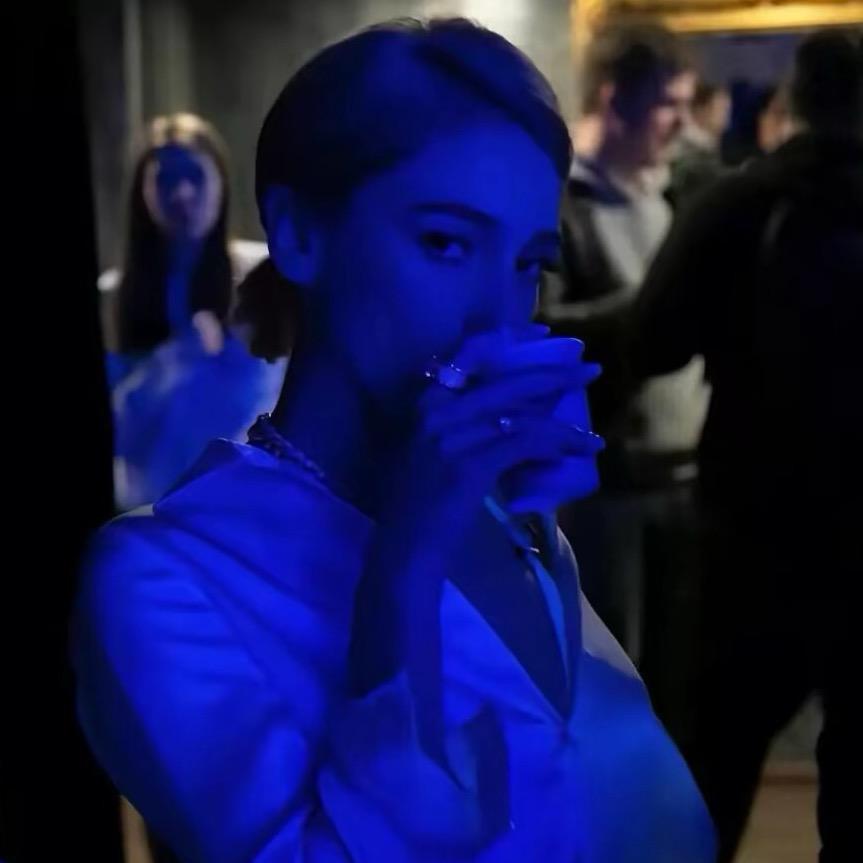 艾斯菲🕊️
