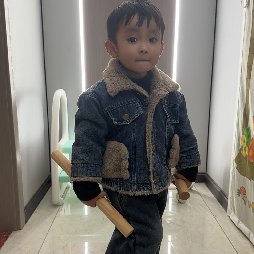 一只小小瑞