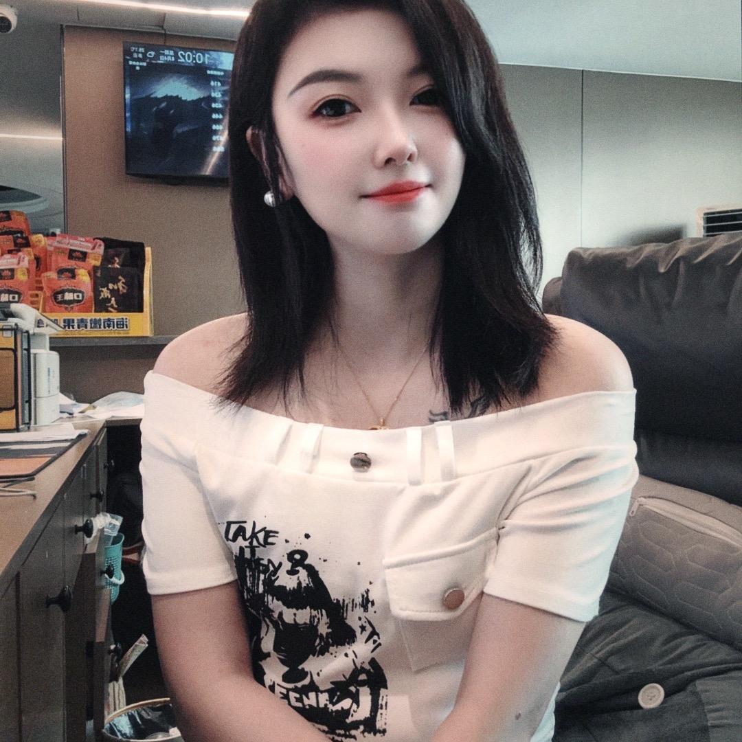 এ᭄余笙༊💋
