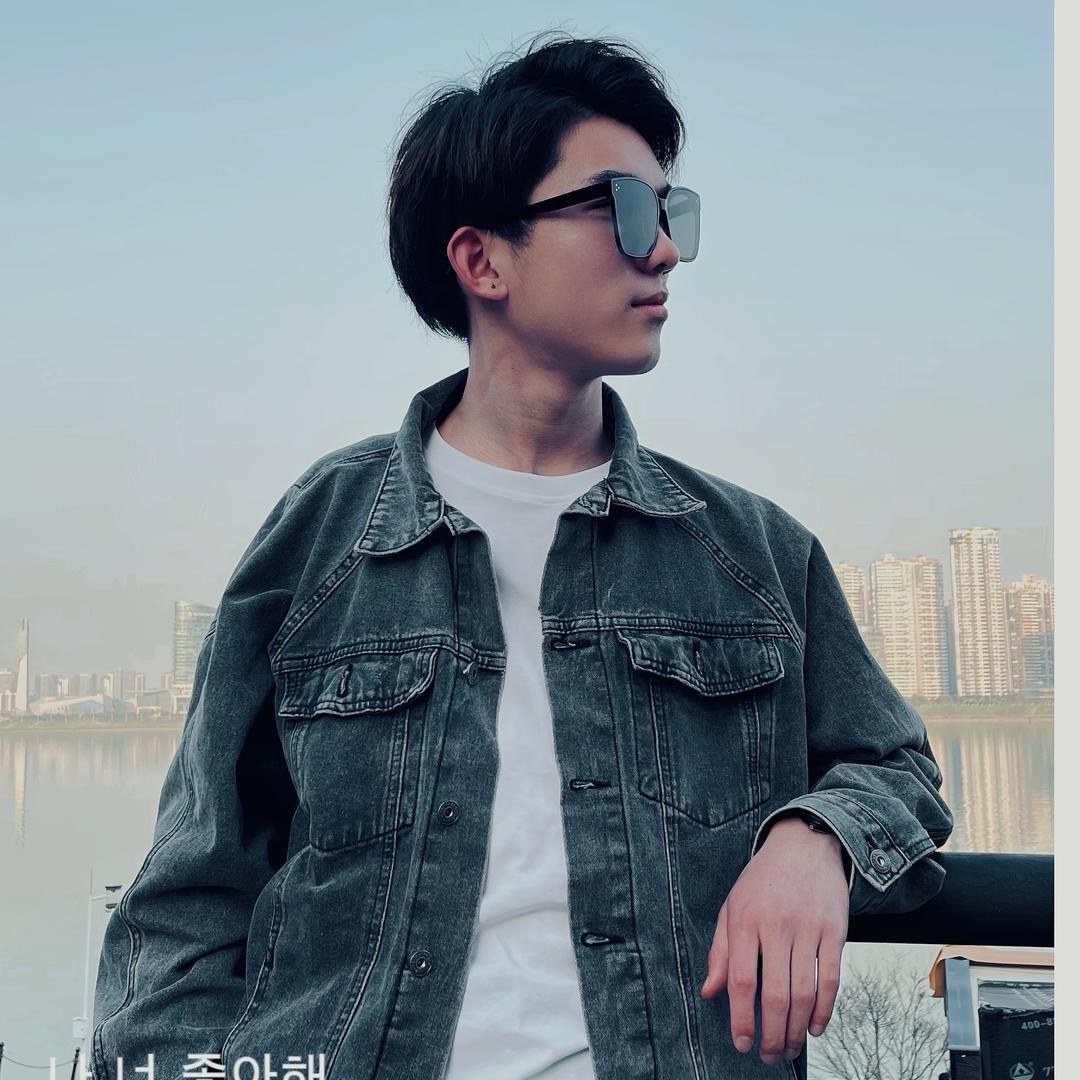 奎.