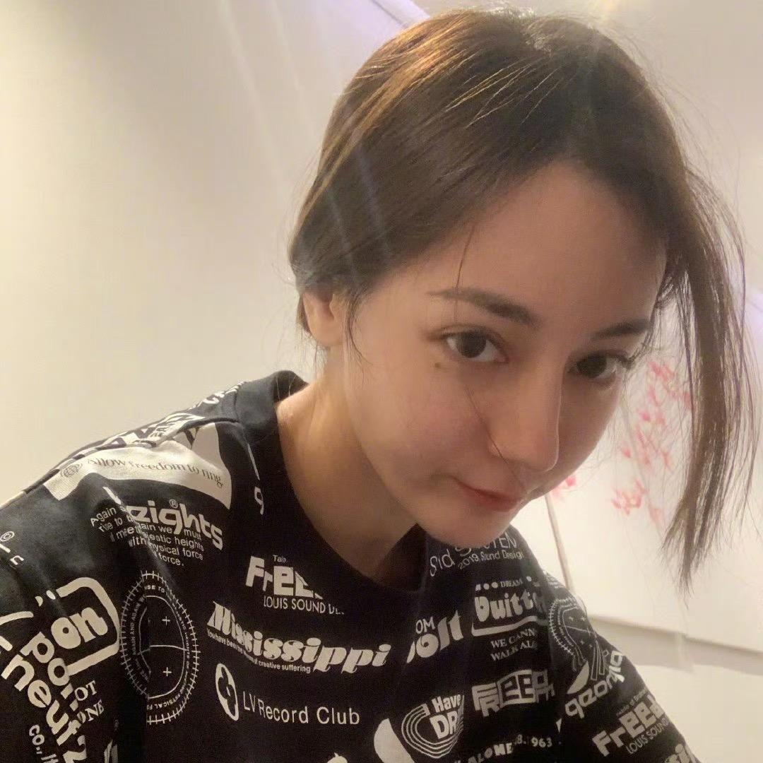 爱吃鱼的余