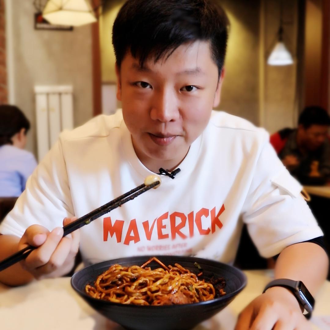 爱觅食的大志