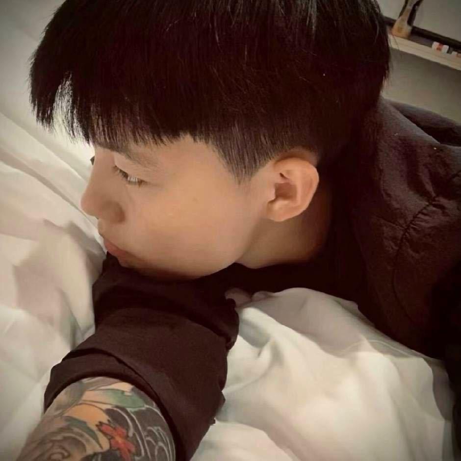 闻-