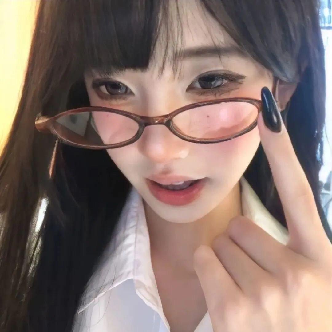 克莱因蓝