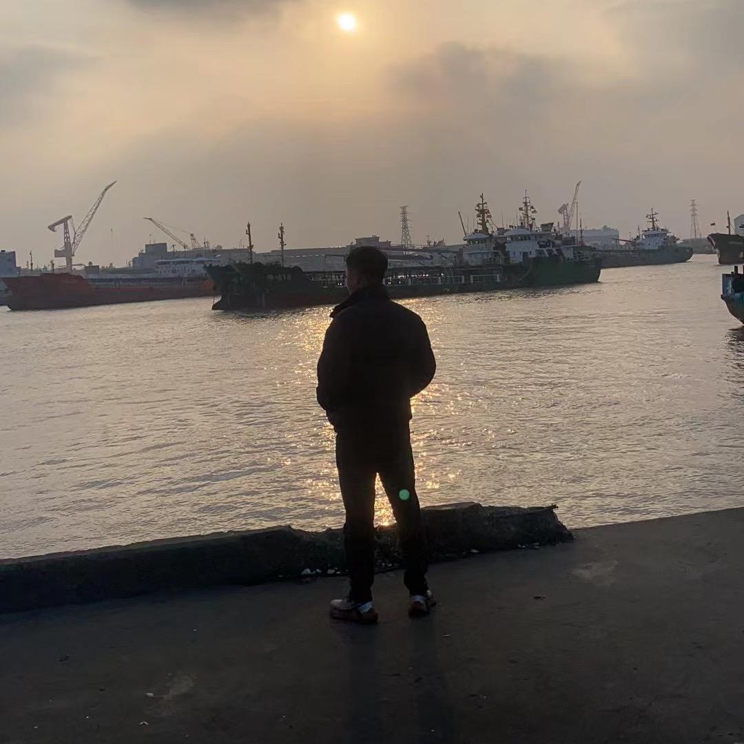Mr. 张，手套工厂