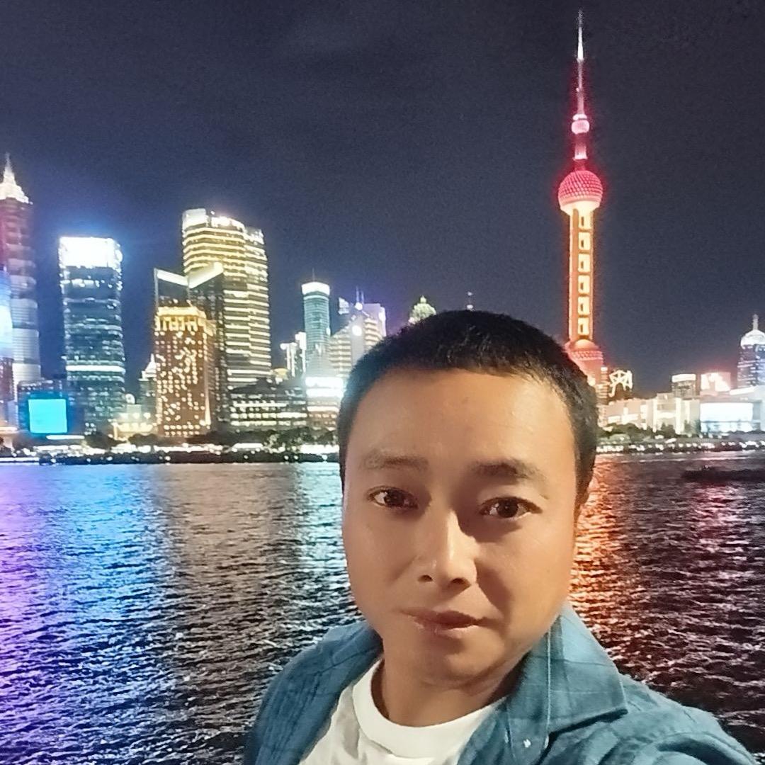 干工地的大叔