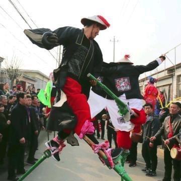 传统民俗-小辉