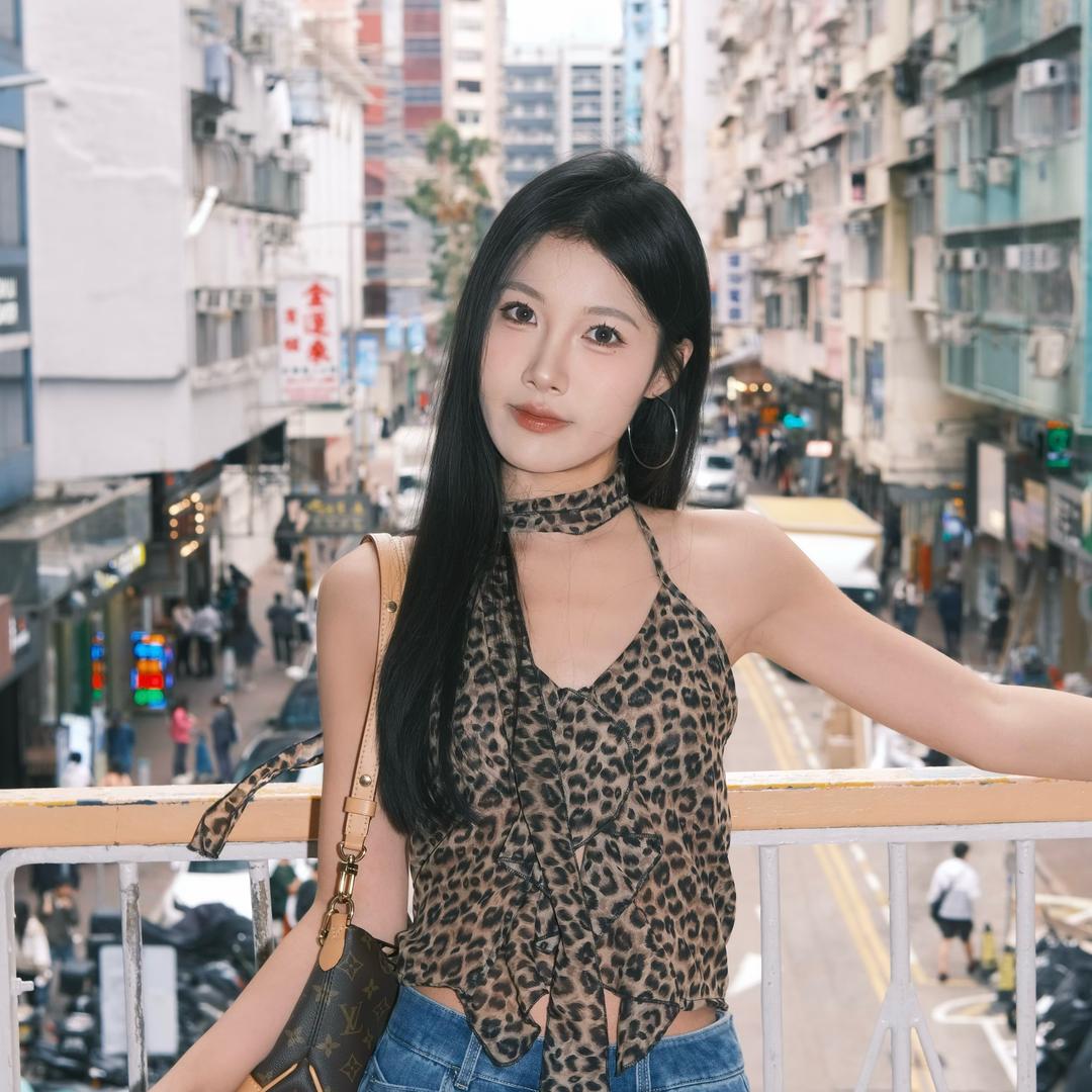 77呀