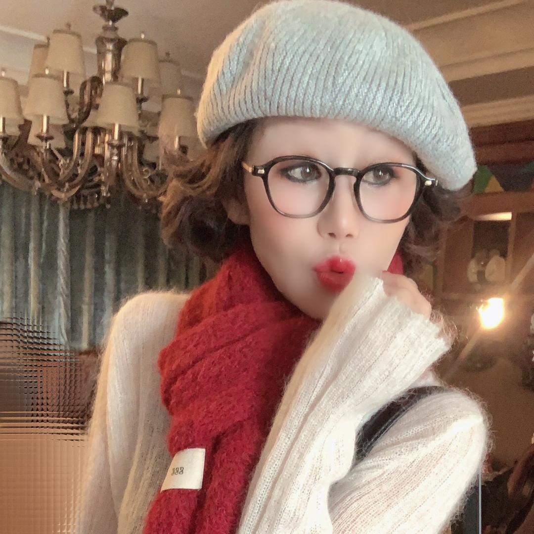 大眼睛小姐姐baby
