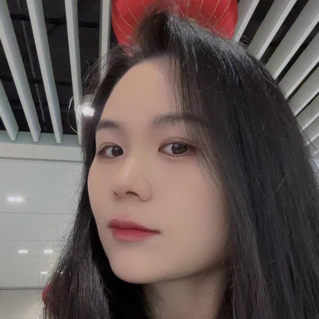 爱笑的小纯