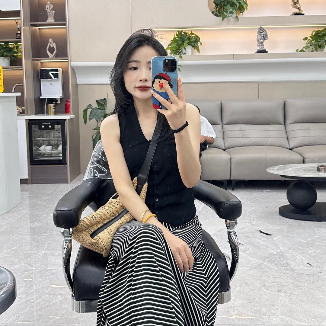 湖州织里酷人类服装店