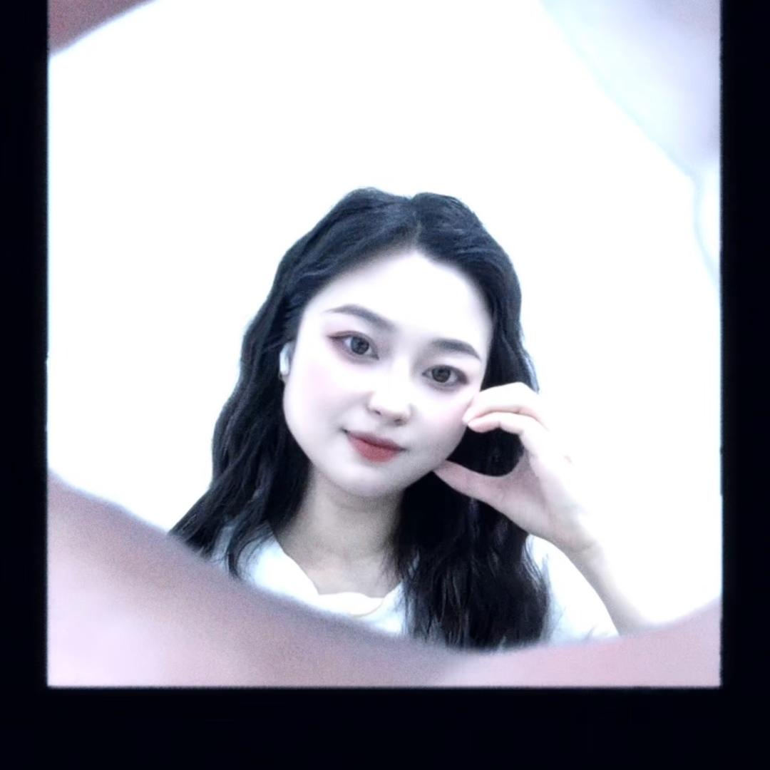喜欢晴天。