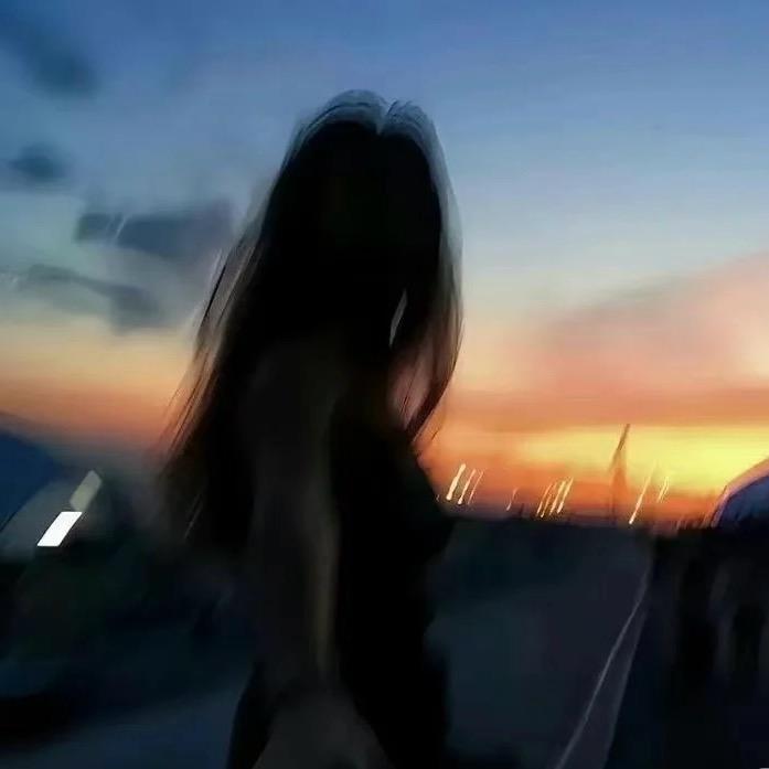 小小一只露