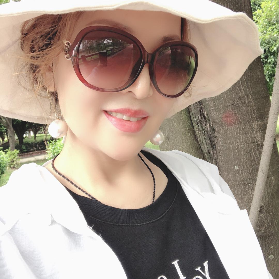 文静🍒（64年龙🐲女）