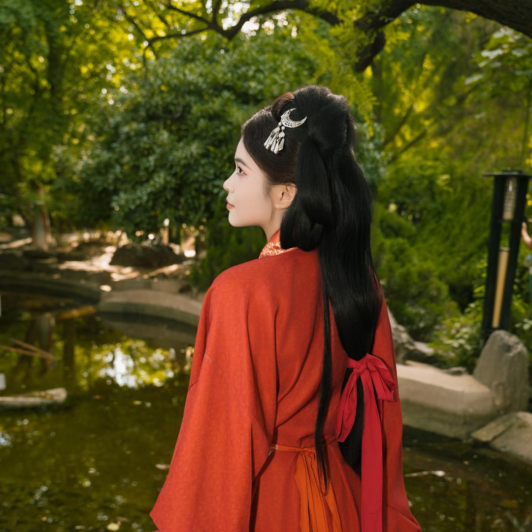 妞i