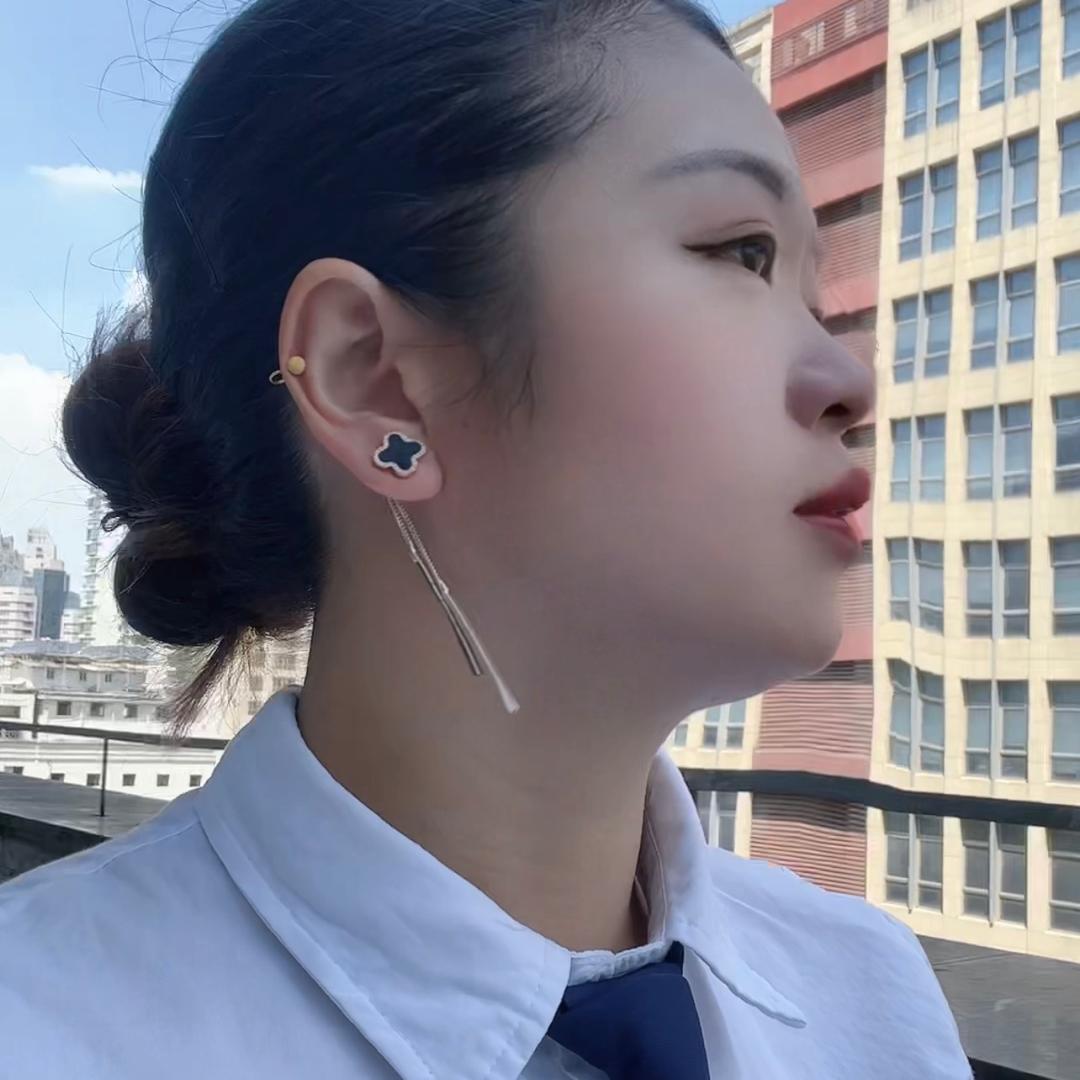 坚强自我(赵赵)