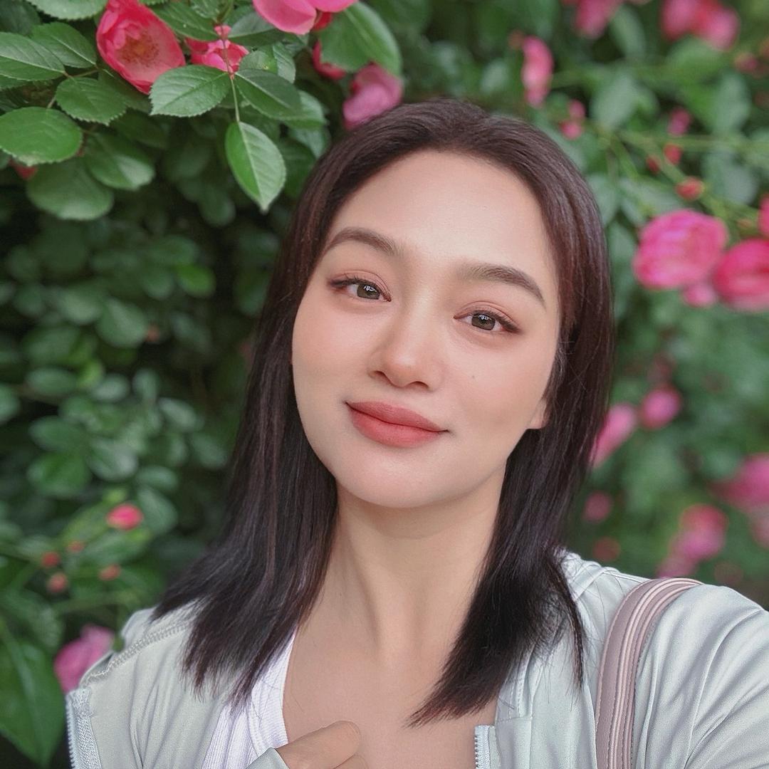 🌺我柴不理你呢