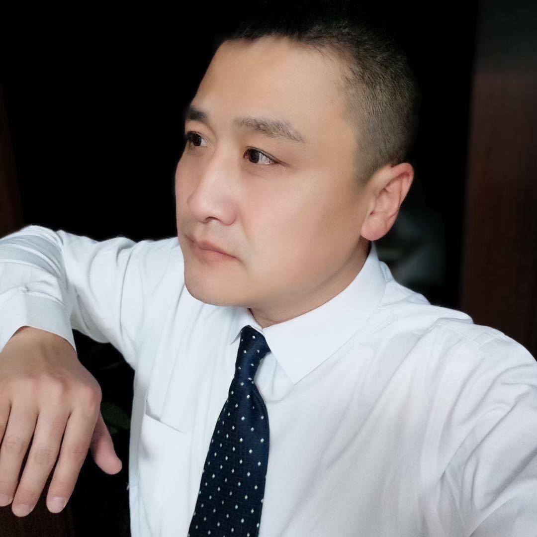 董方鸿
