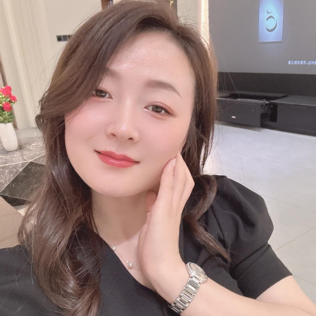 钱大胆小姐姐