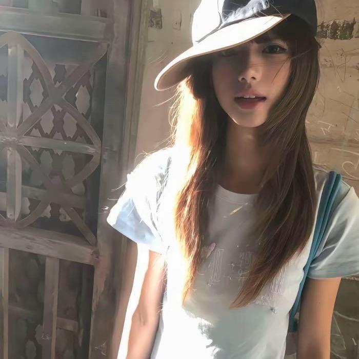 小妍.