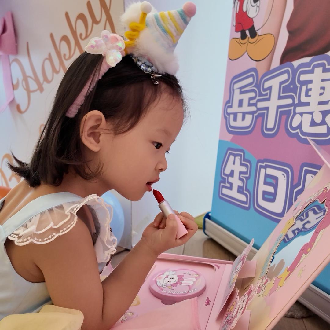 一只小妞妞👭