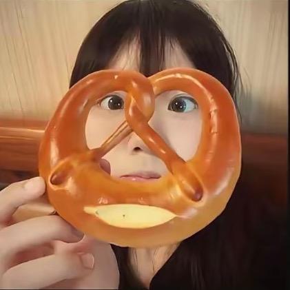 小虎牙.