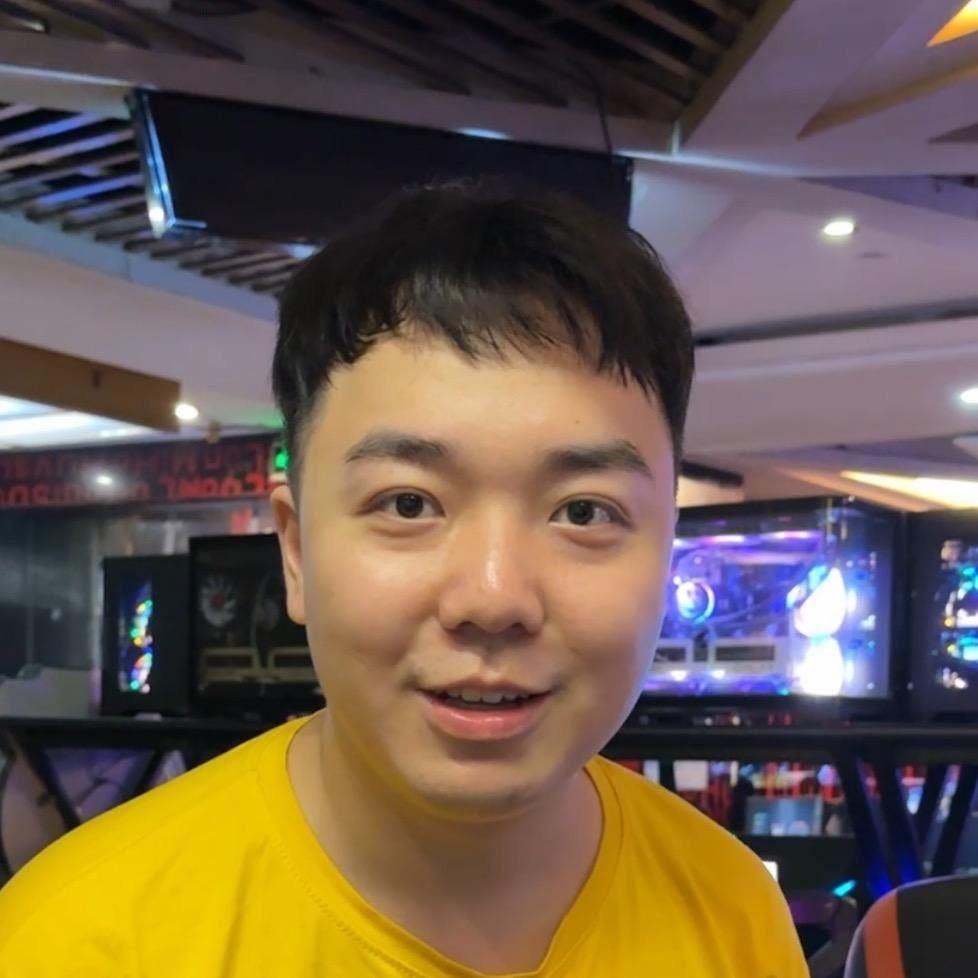 圆脸火华