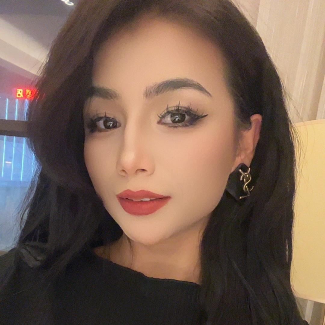 曼zur