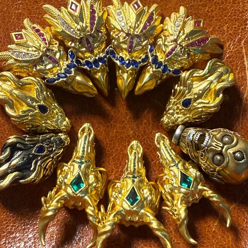 冬子《金配饰》