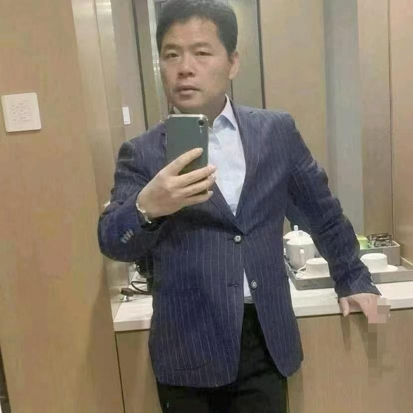 攸县好百年家居品牌馆直播间