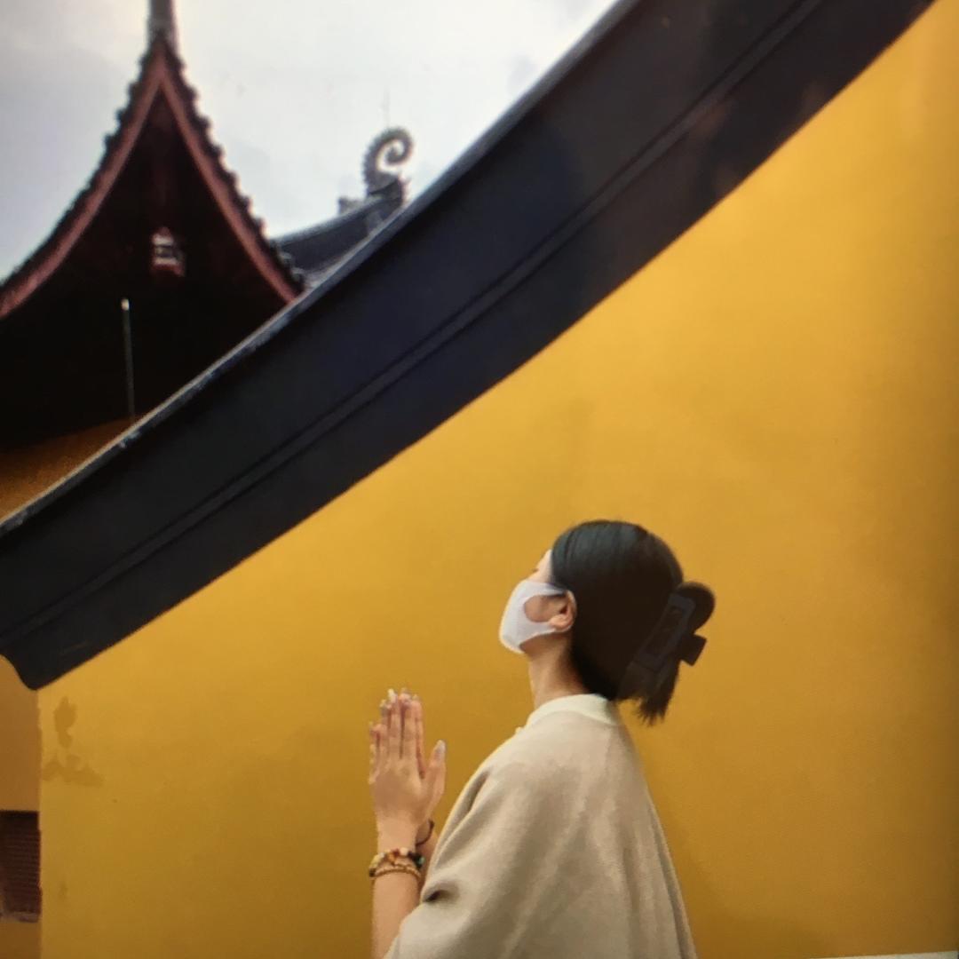 风雨彩虹