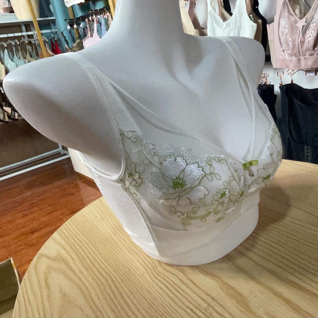 轻奢内衣臻品坊