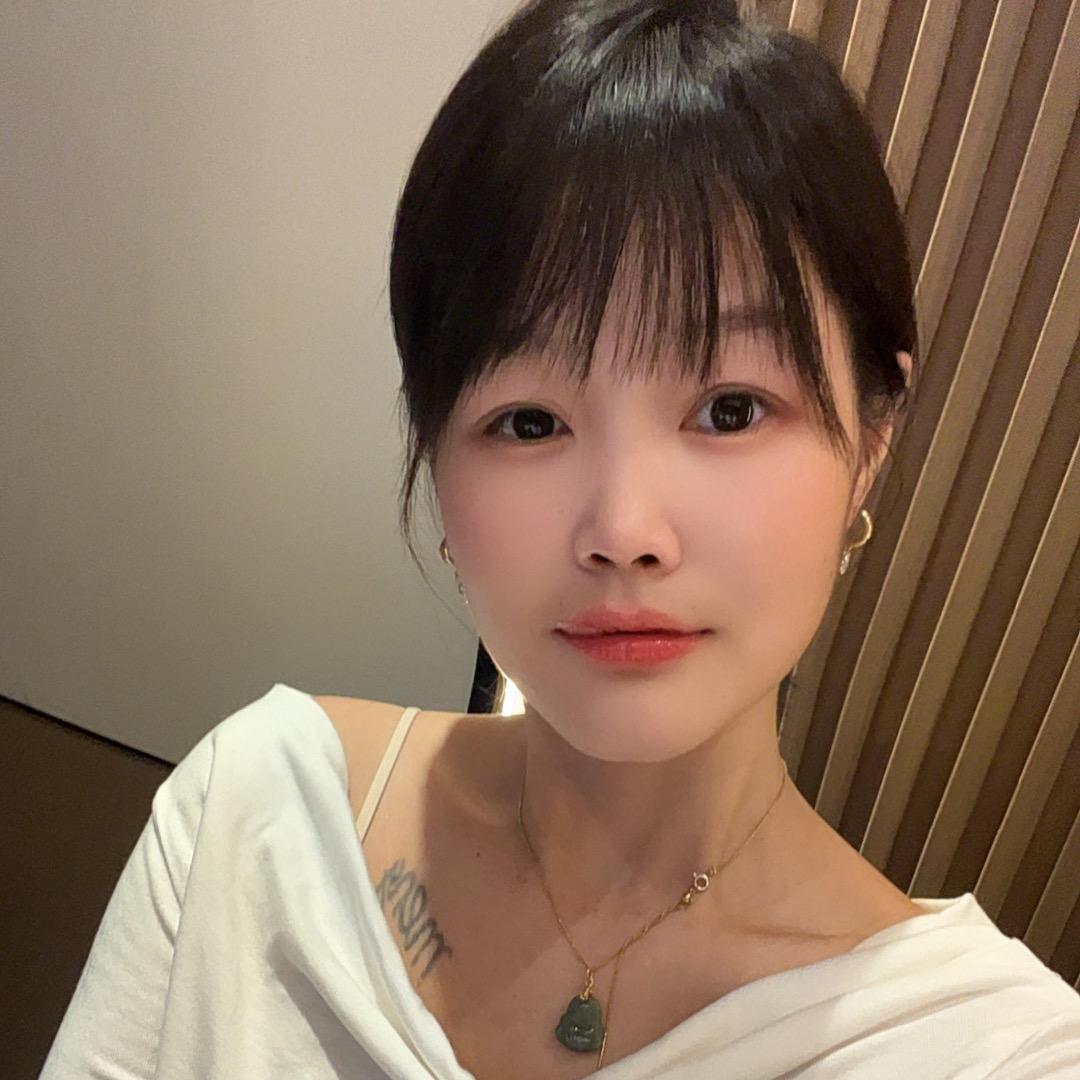 👑九月