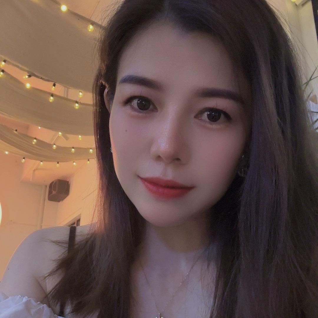 莫莫💫大小姐