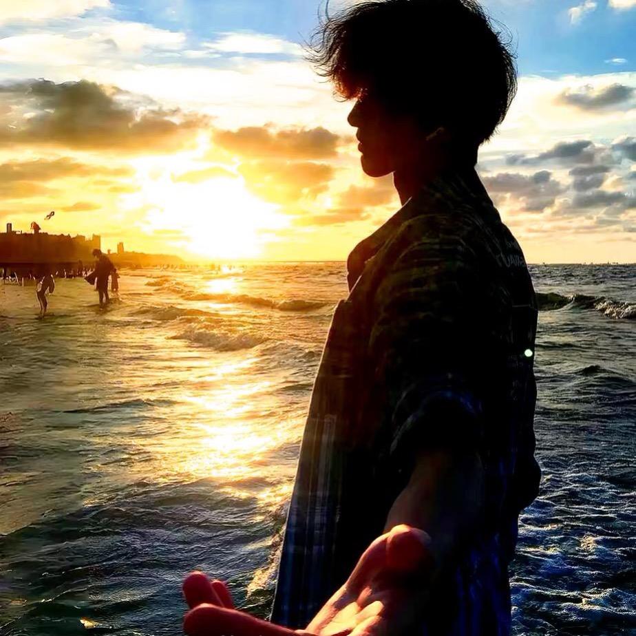 阿伦