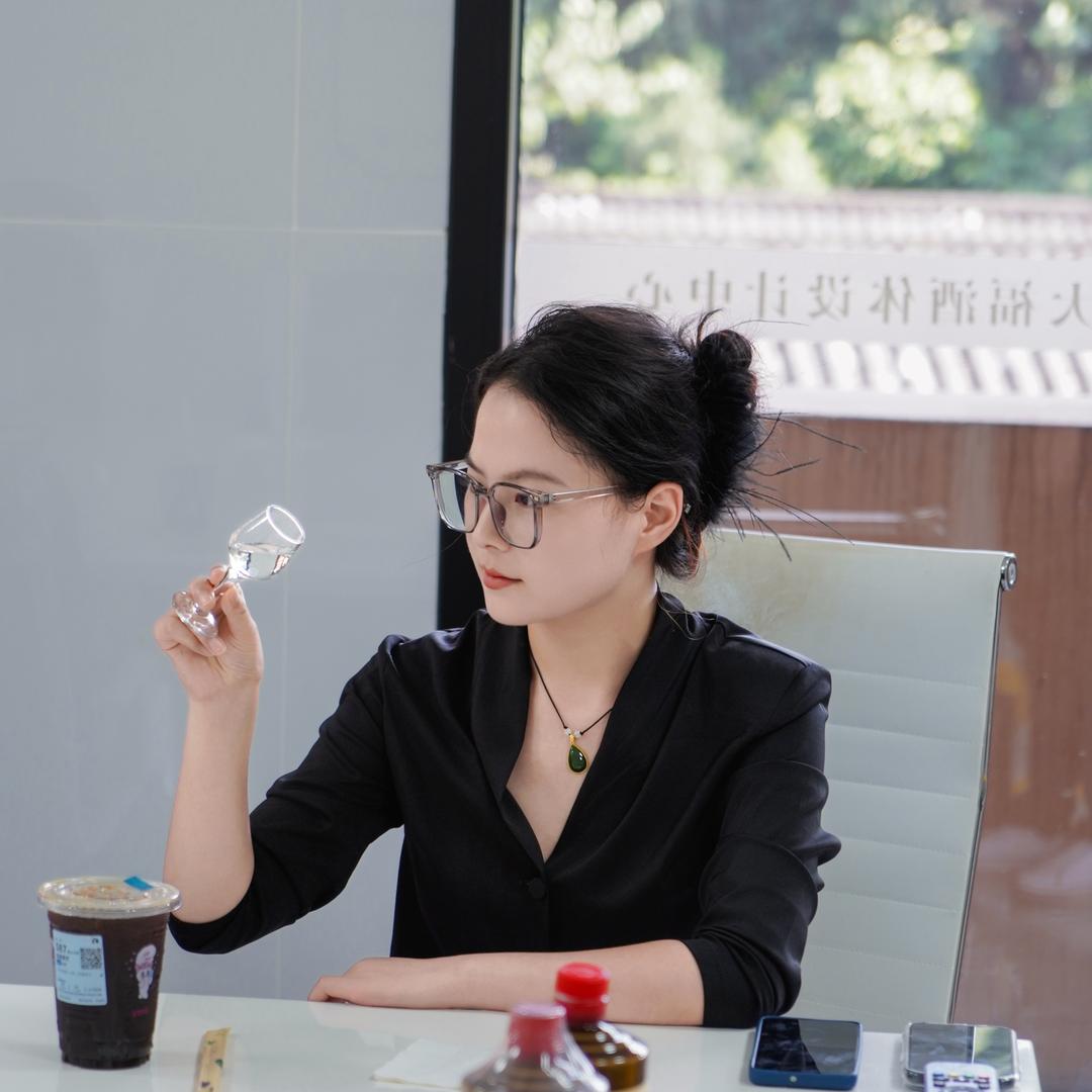 大福酒厂张主任