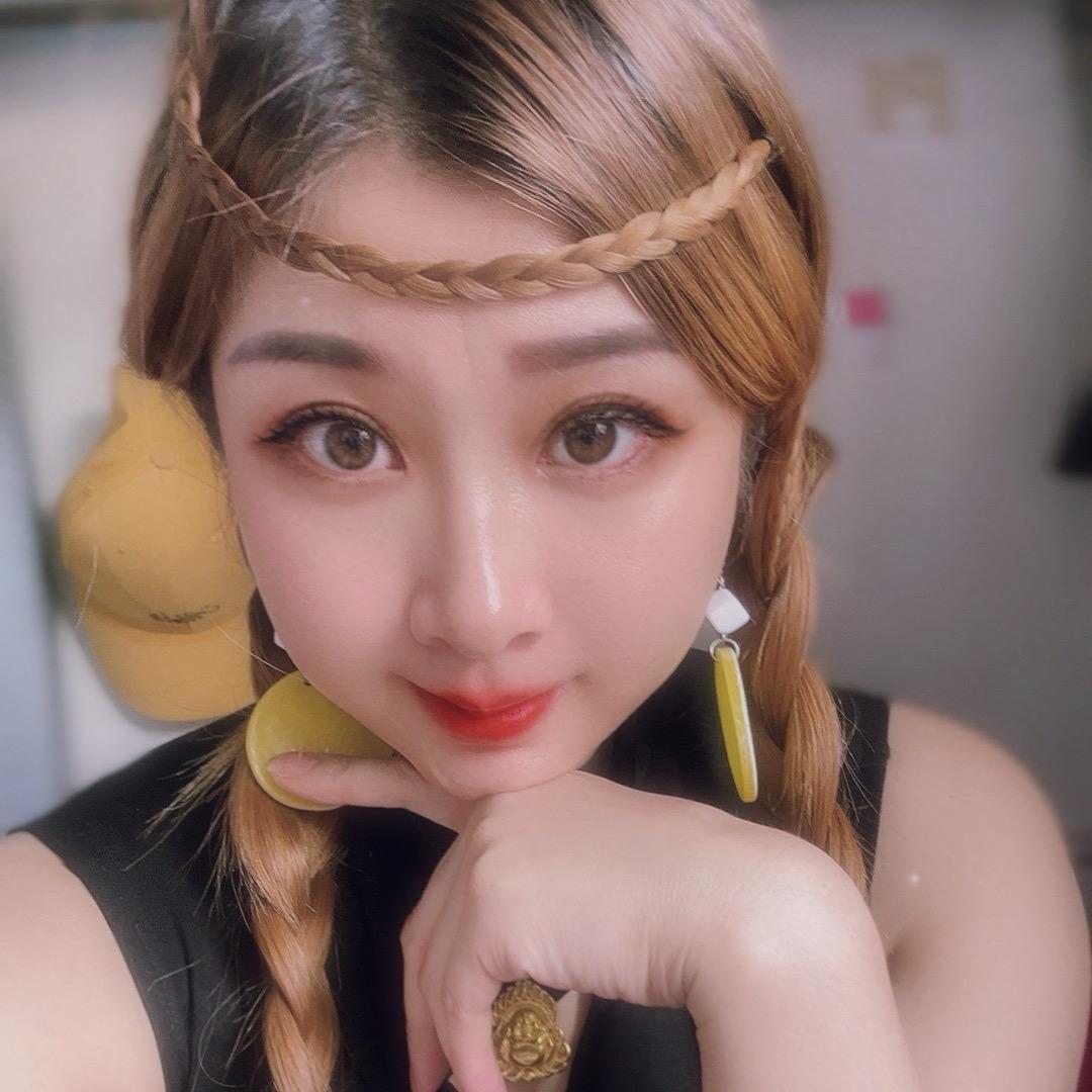 辉辉儿