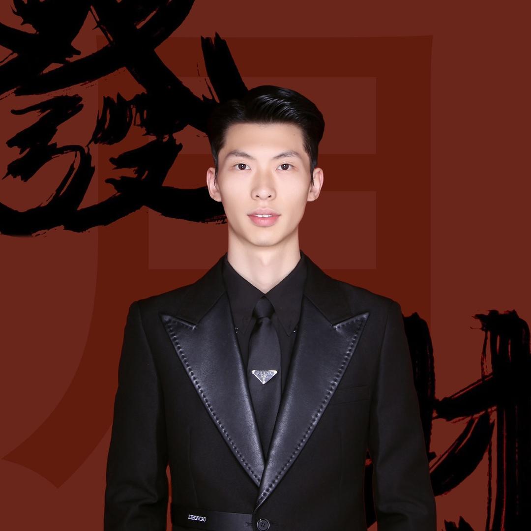 昭通月帅美发工作室