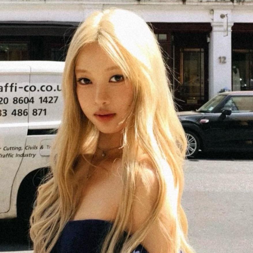 凌晨五点二十分.