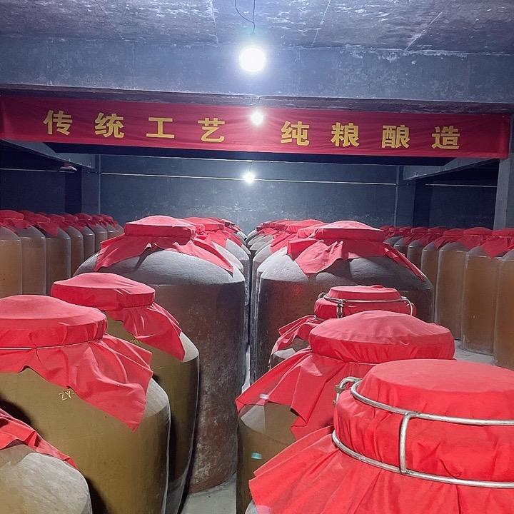 蕴泉坊贡酒