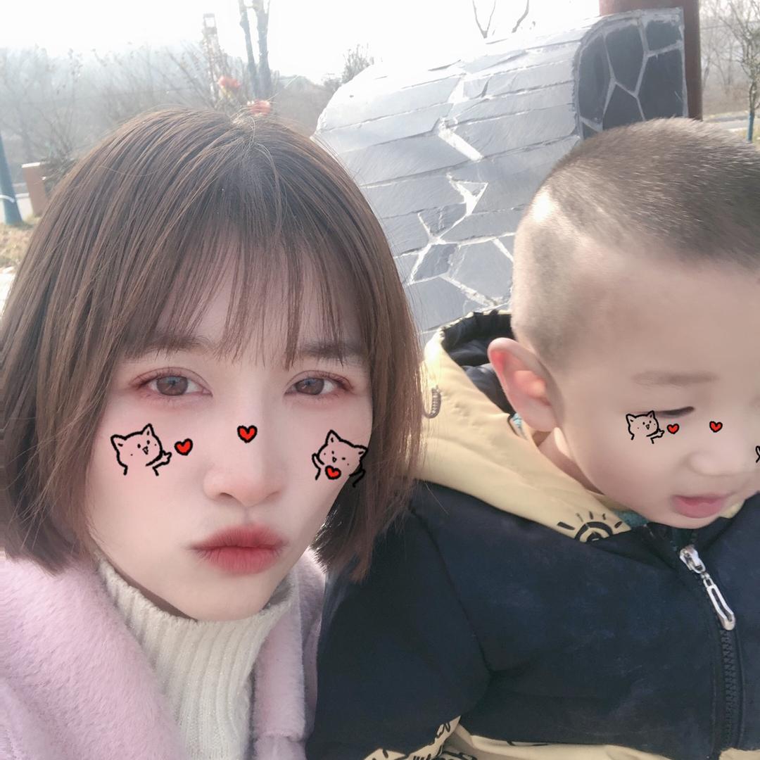 A-七彩芽童装店