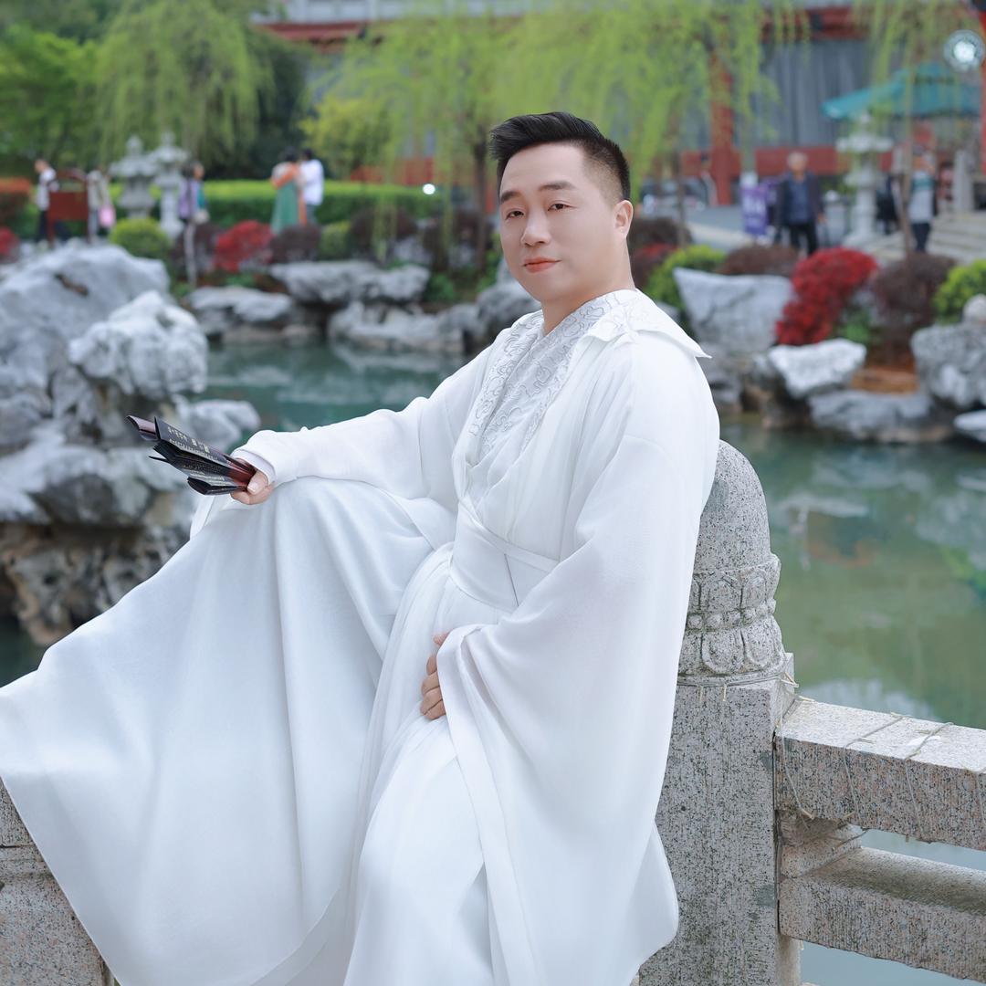 股民小曾