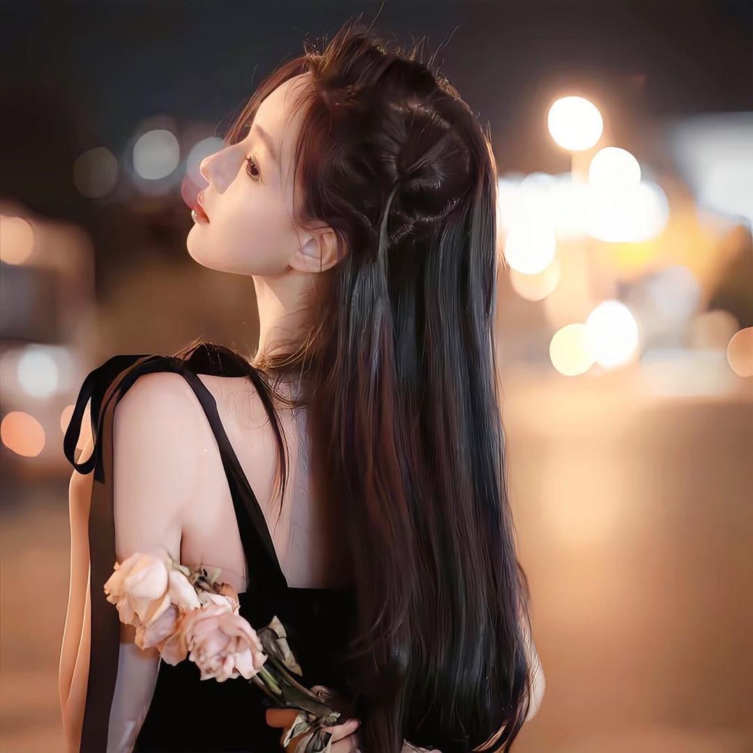 八岁.