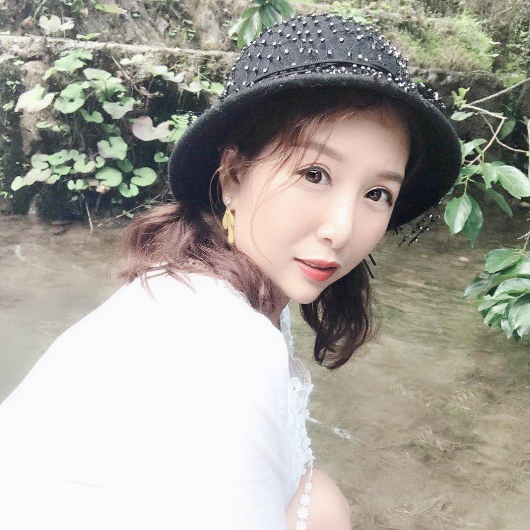 郑州银基晗晗女装