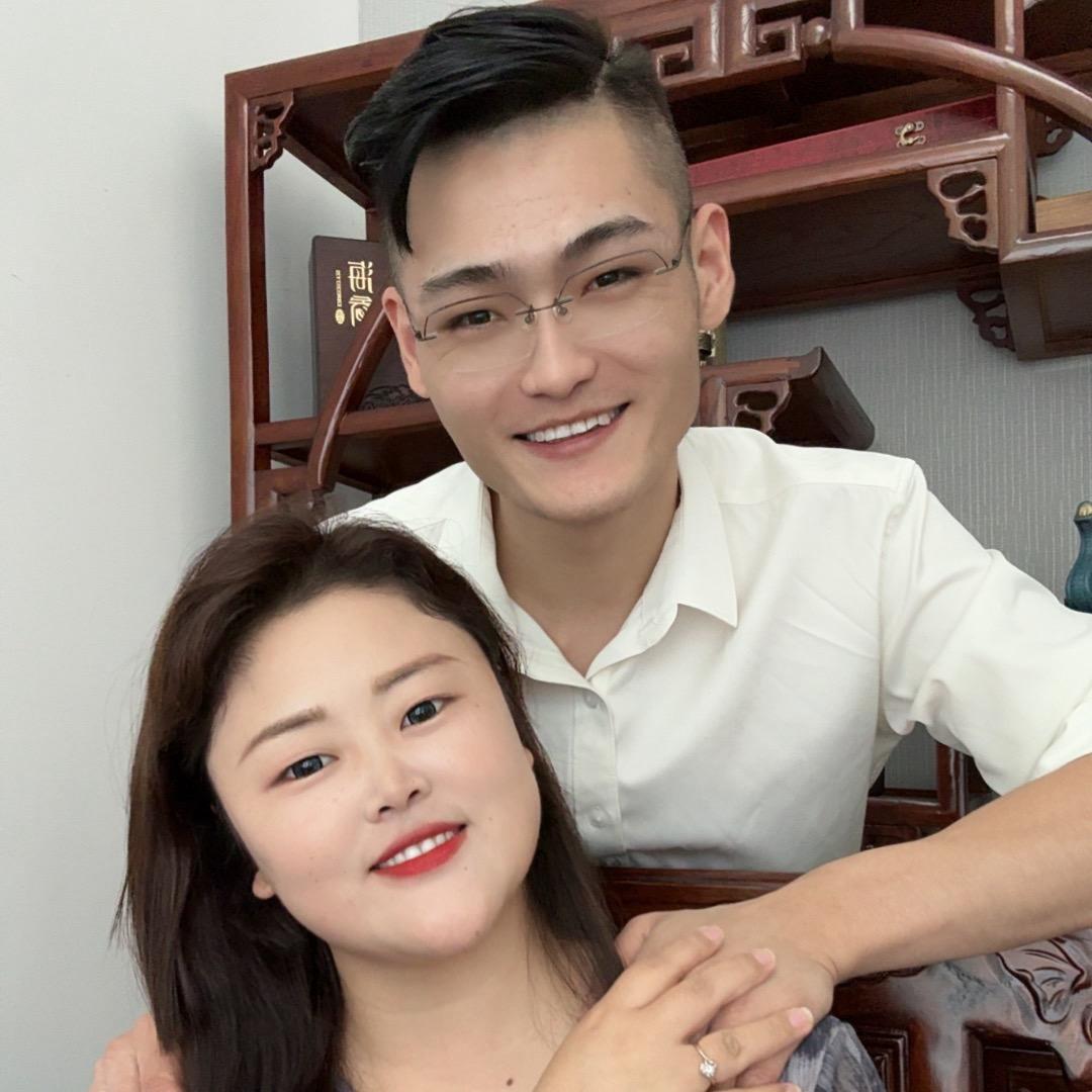 圆圆和小福的生活